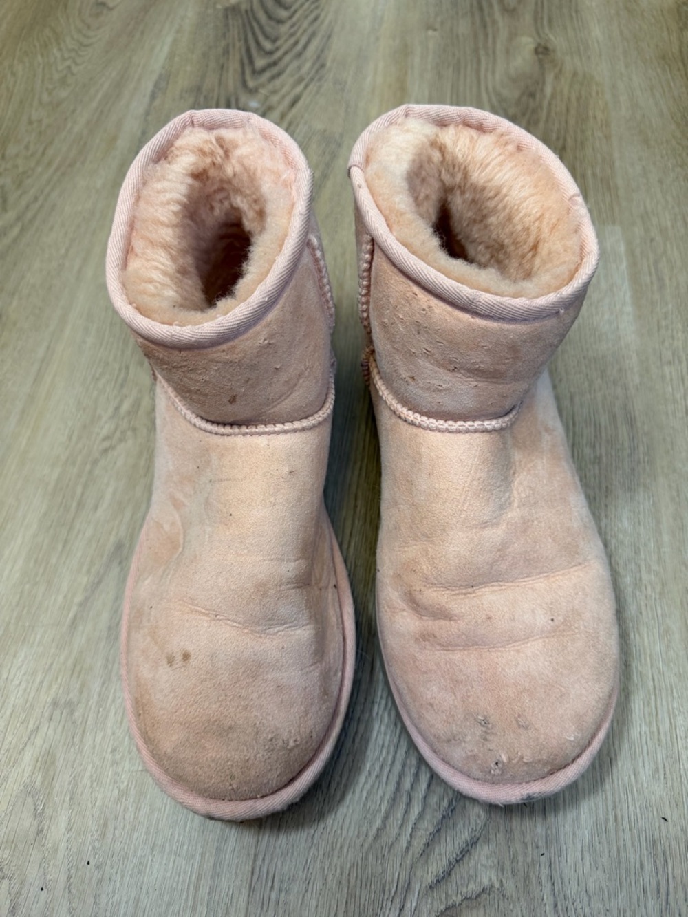 UGG Pale Pink Shearling Lined Bootie - Picture 2 of 7